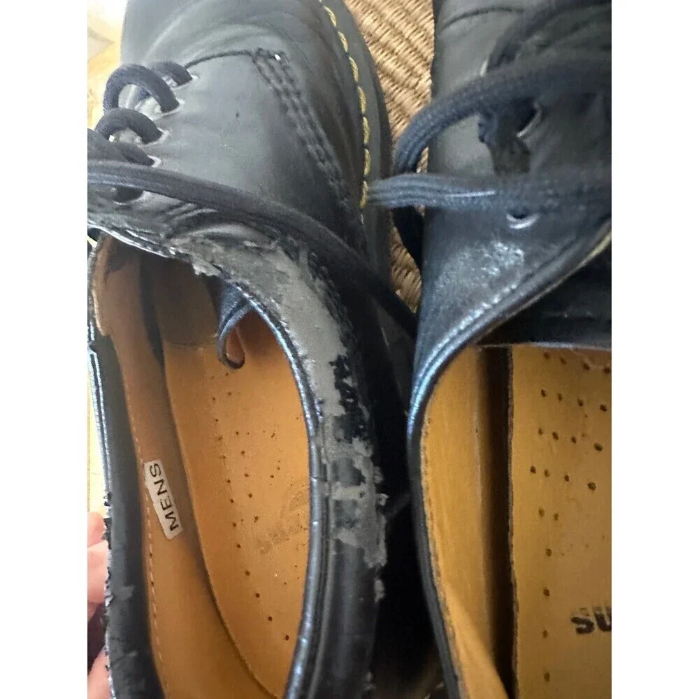 Dr Martens 1461 men’s size 6M black shoes